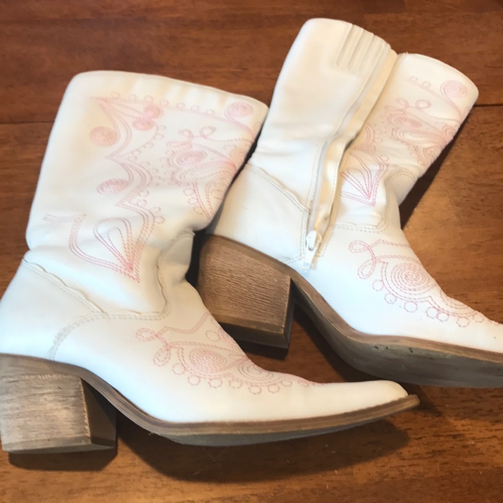 White cowboy boots